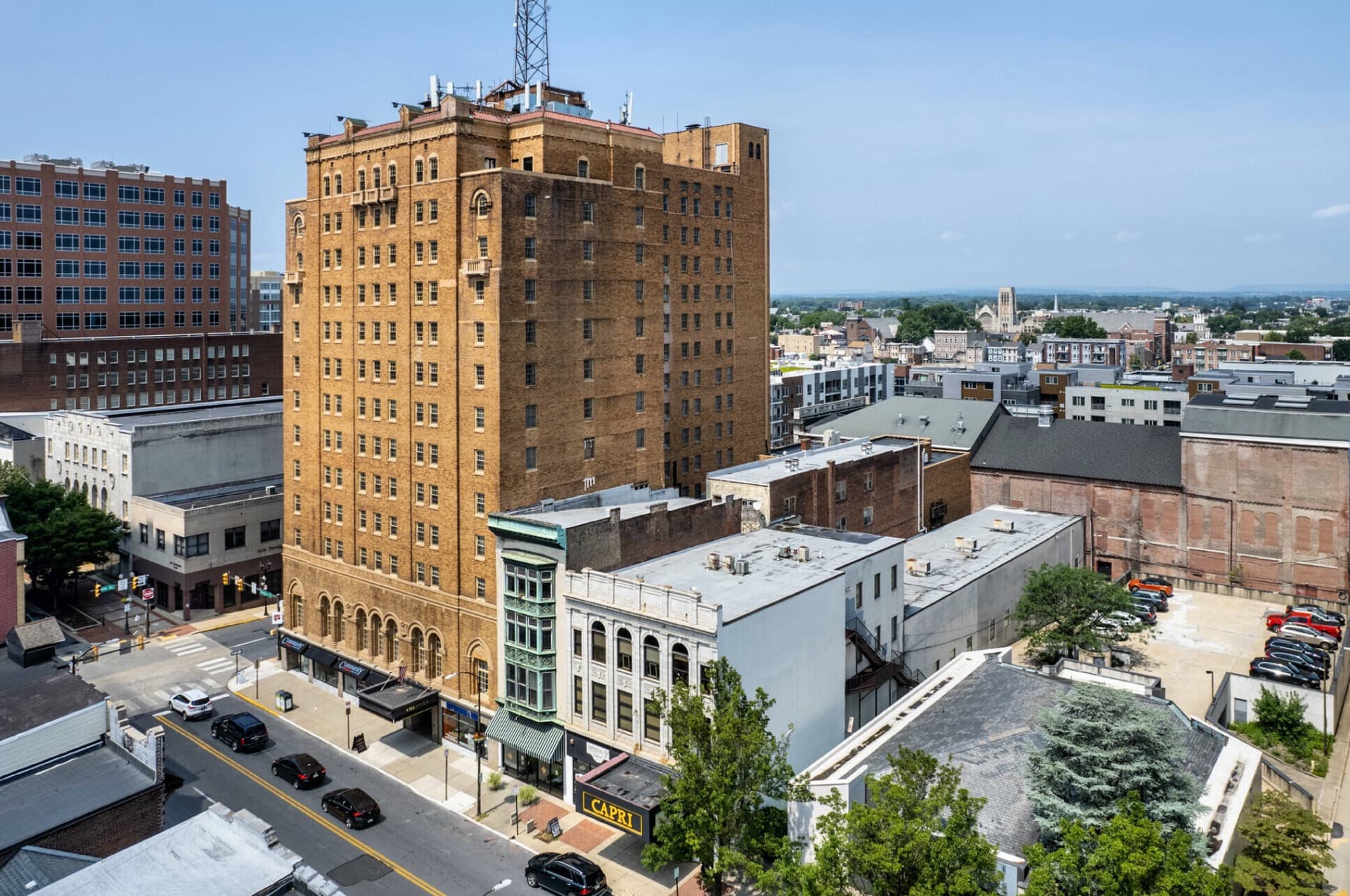 500 block Hamilton Street, Allentown — north side drone